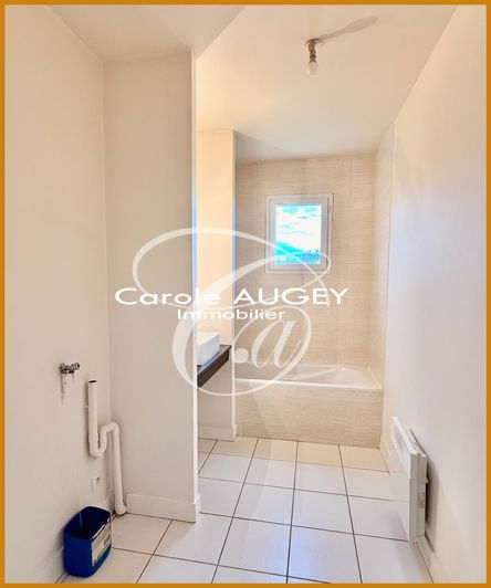 Image No.26-4 Bed House for sale