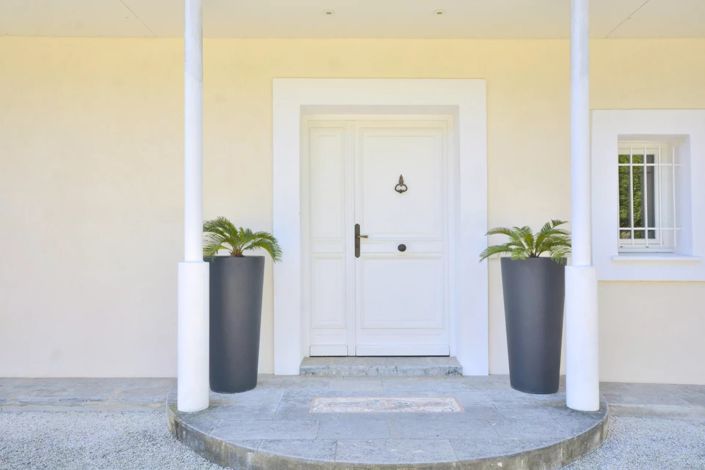 Image No.14-5 Bed House for sale