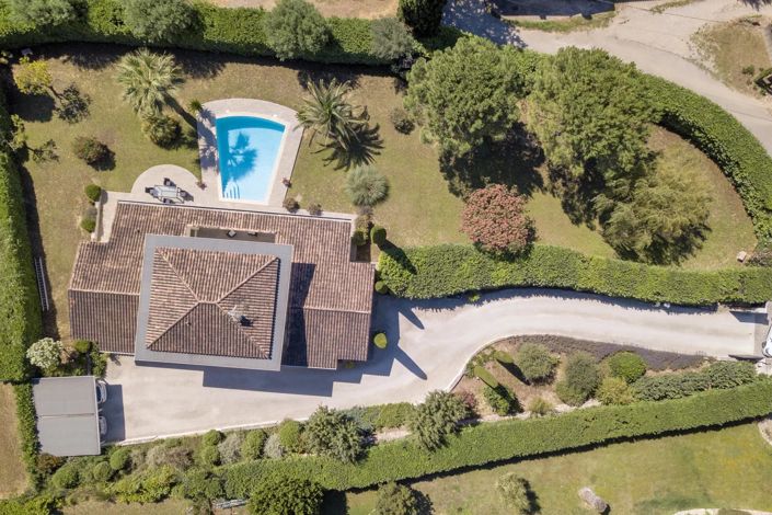 Image No.2-5 Bed House for sale