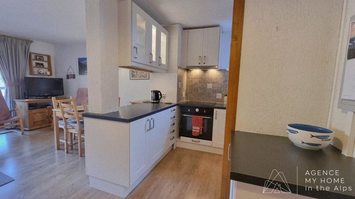 Image No.4-2 Bed Apartment for sale