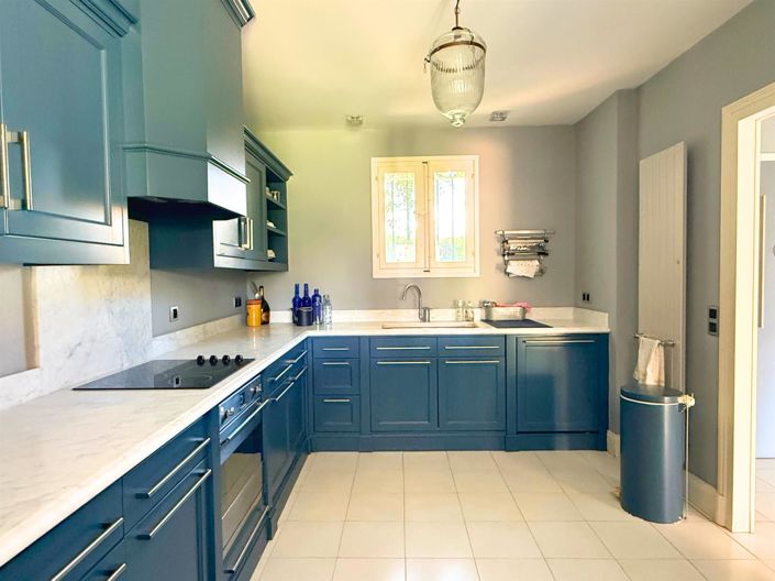 Image No.5-4 Bed House for sale