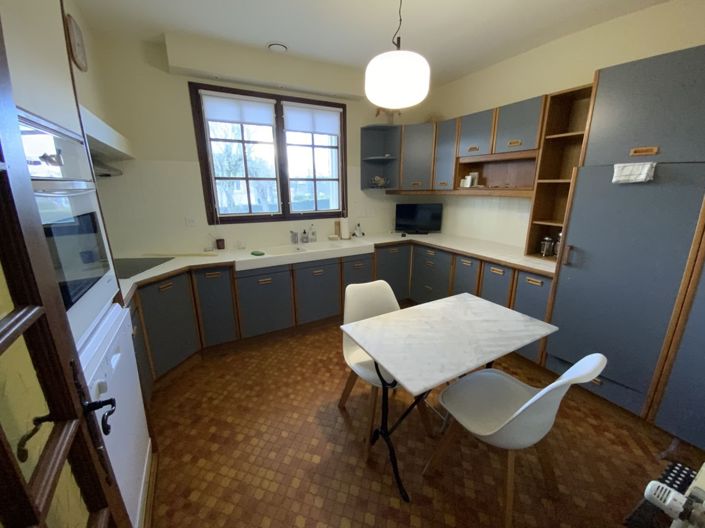 Image No.3-3 Bed House for sale