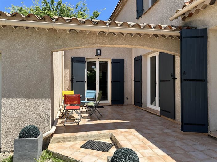 Image No.3-Maison de 3 chambres à vendre à Uzès