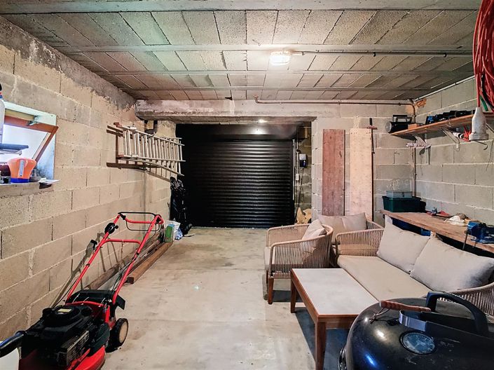 Image No.15-3 Bed House for sale