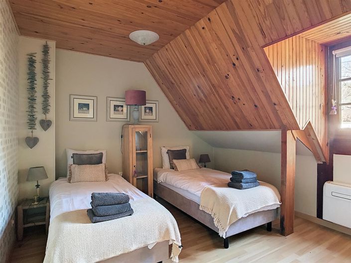 Image No.14-5 Bed House for sale