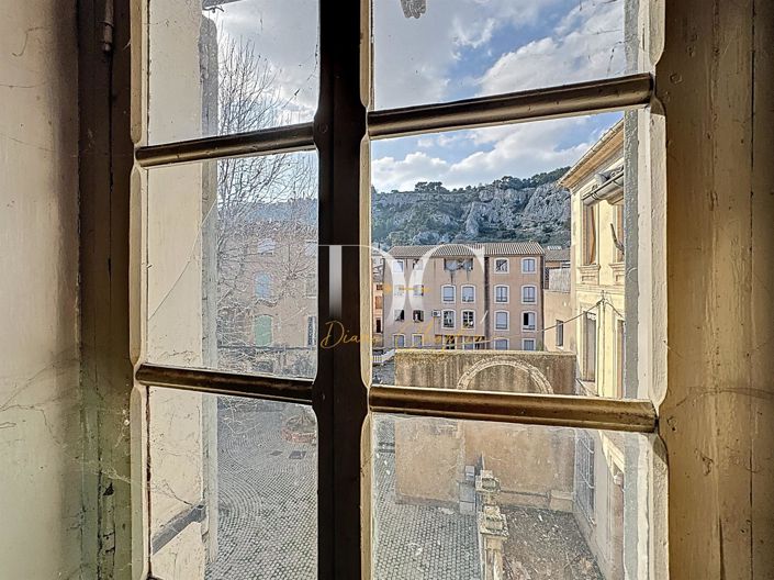 Image No.9-4 Bed House for sale