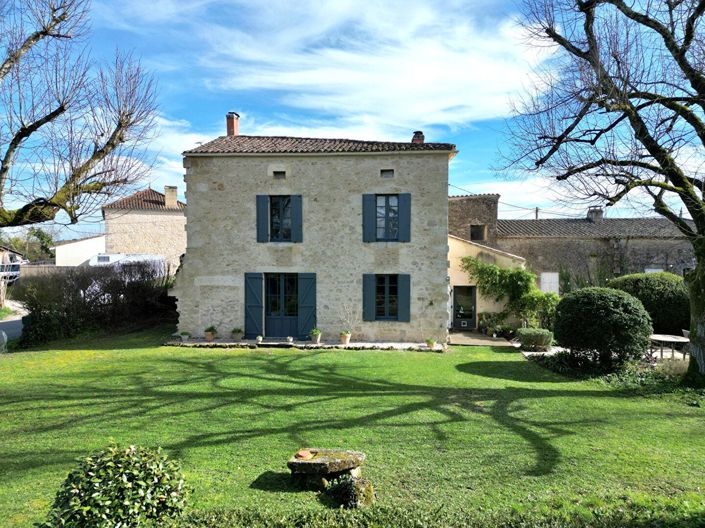 Montpeyroux, House