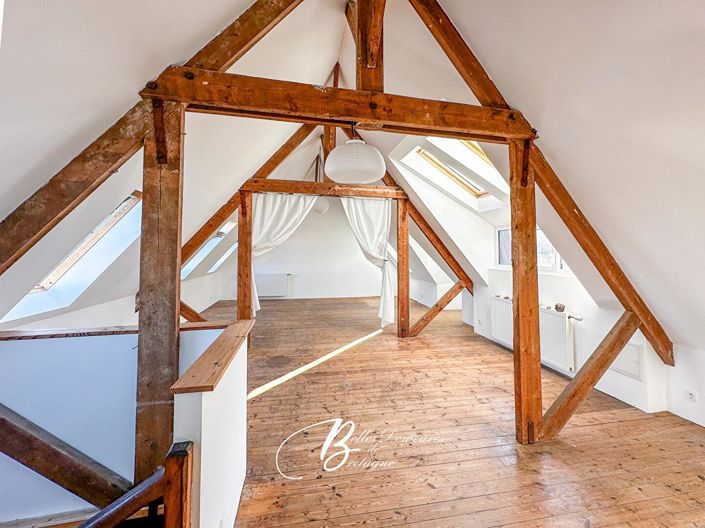 Image No.2-5 Bed House for sale