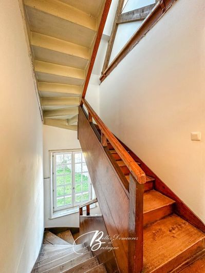 Image No.3-5 Bed House for sale