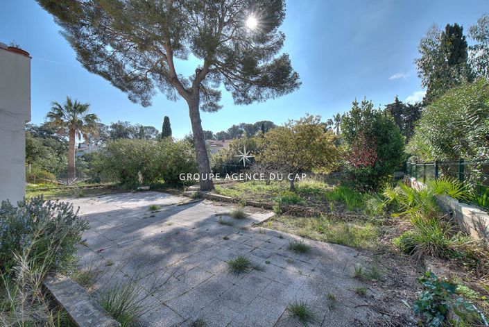 Image No.18-4 Bed House for sale