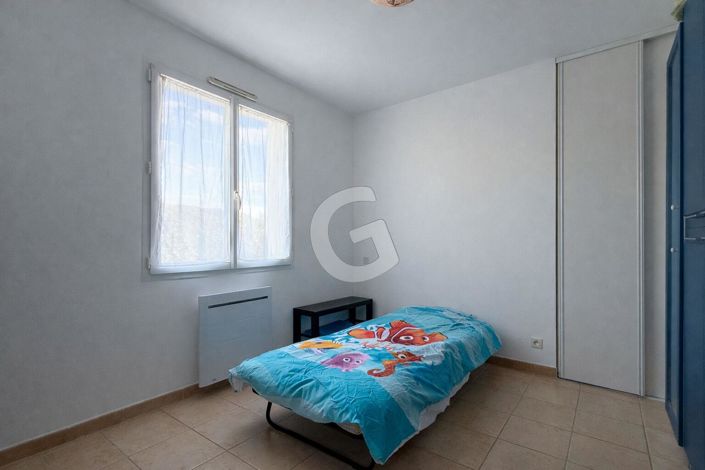 Image No.6-3 Bed House for sale