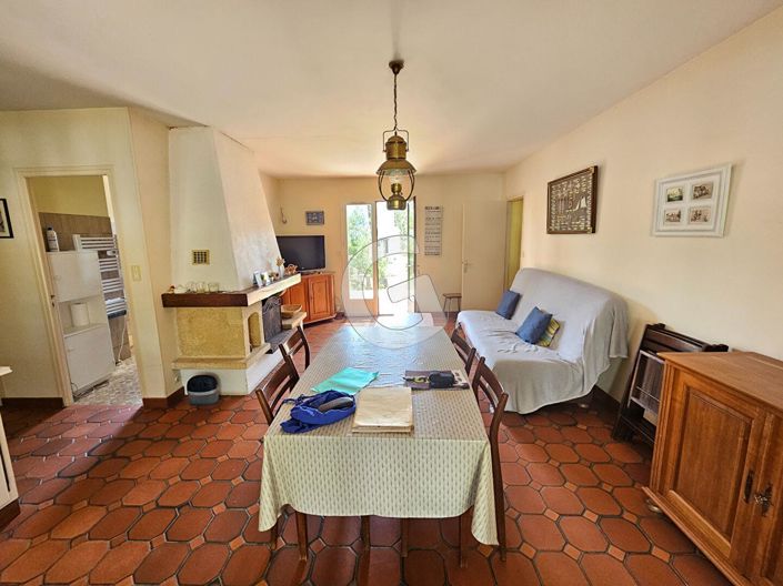 Image No.2-2 Bed House for sale