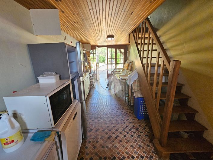 Image No.5-2 Bed House for sale