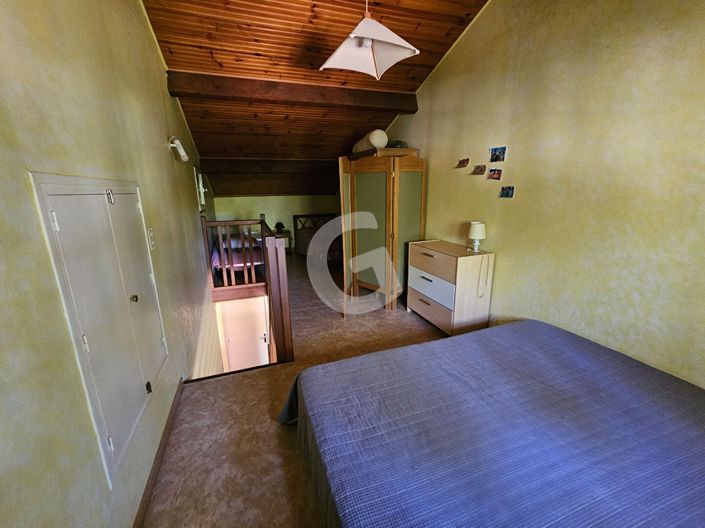 Image No.8-2 Bed House for sale