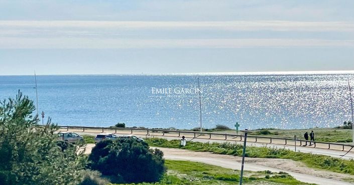 Image No.10-3 Bed House for sale