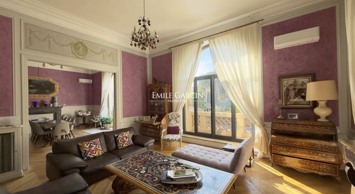 Image No.3-6 Bed Property for sale