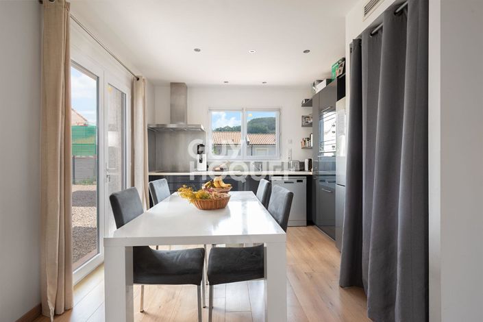 Image No.4-Maison de 2 chambres à vendre à Le Sequestre