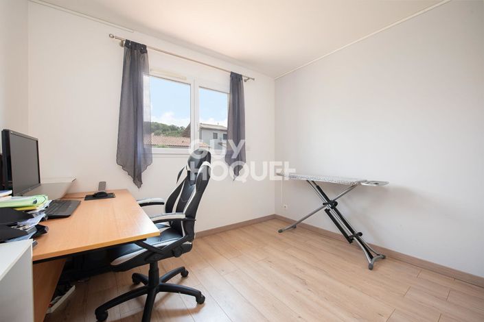 Image No.8-Maison de 2 chambres à vendre à Le Sequestre