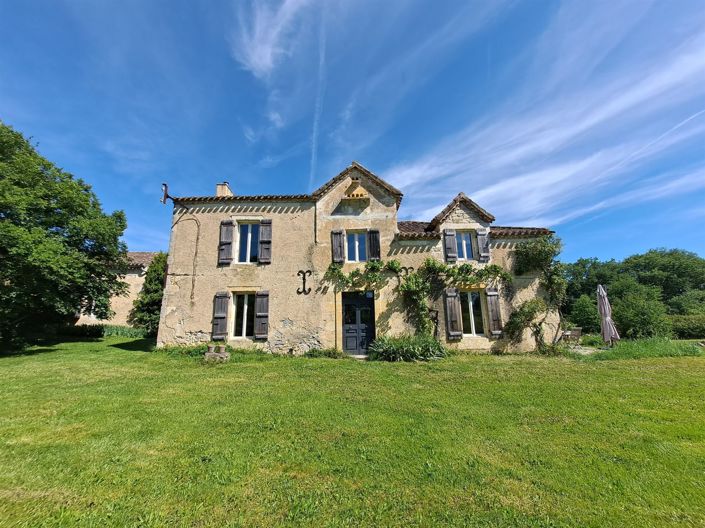 Image No.2-7 Bed House for sale