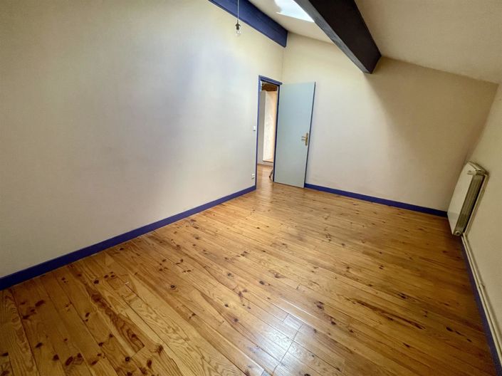 Image No.14-4 Bed House for sale