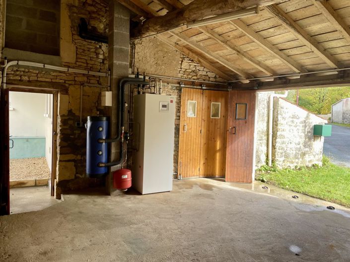 Image No.19-4 Bed House for sale