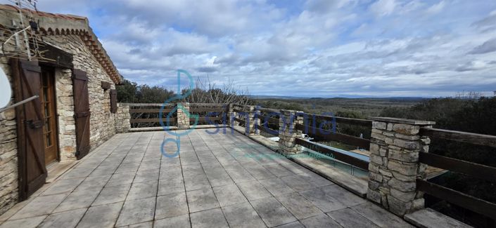 Image No.17-4 Bed House for sale