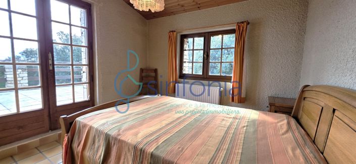 Image No.9-4 Bed House for sale