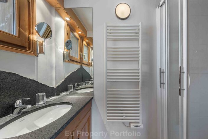 Image No.11-4 Bed Apartment for sale