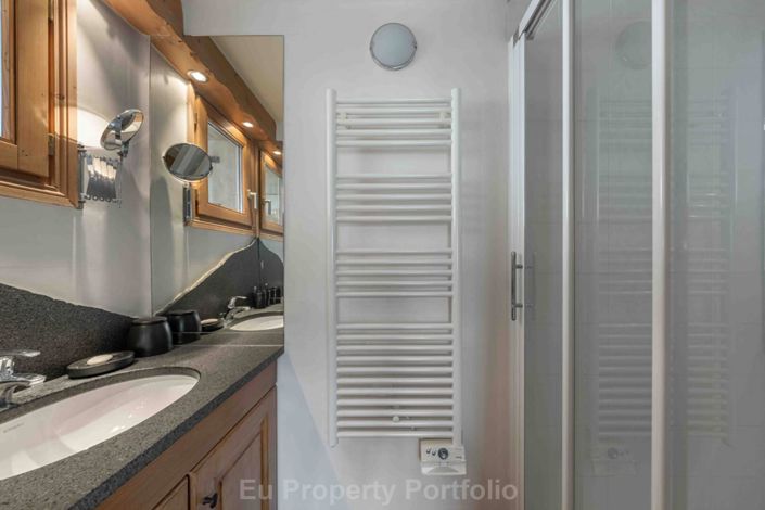 Image No.9-4 Bed Apartment for sale