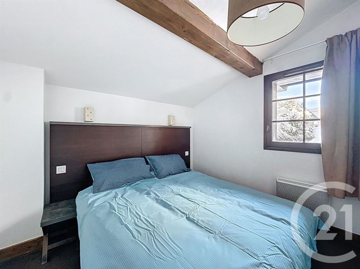 Image No.10-4 Bed House for sale