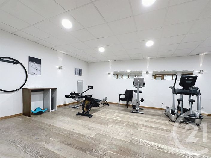 Image No.17-4 Bed House for sale