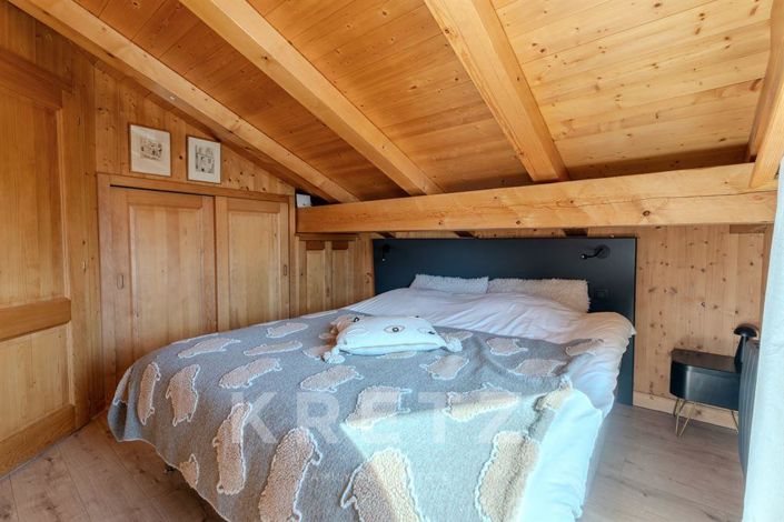 Image No.11-5 Bed House for sale