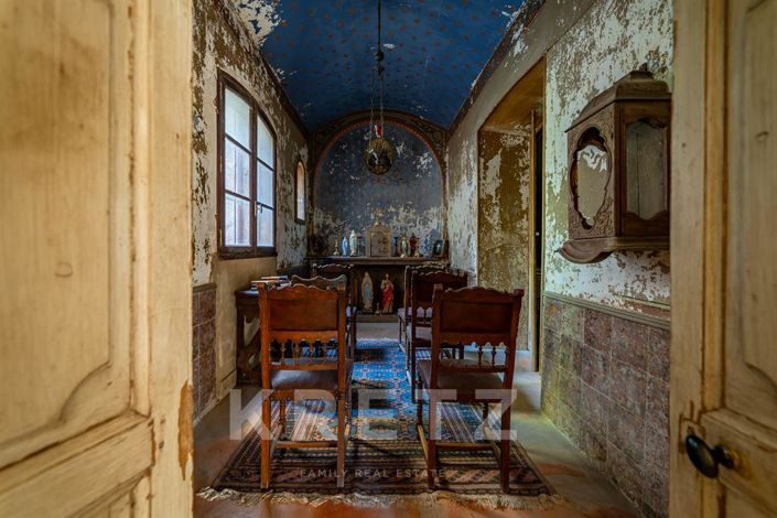 Image No.16-9 Bed Property for sale