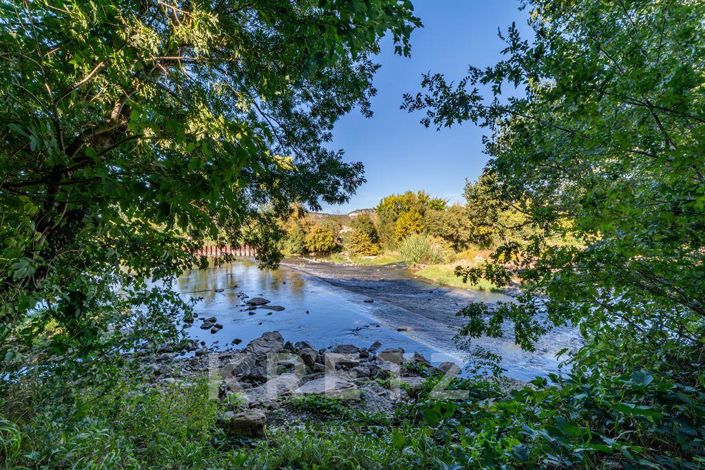 Image No.20-9 Bed Property for sale