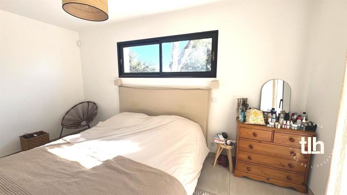 Image No.12-4 Bed House for sale