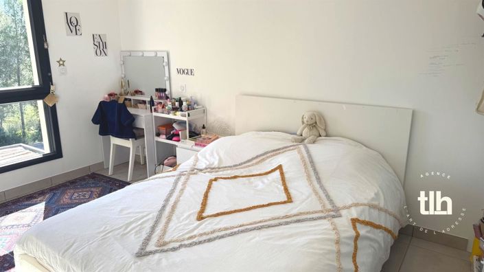 Image No.16-4 Bed House for sale