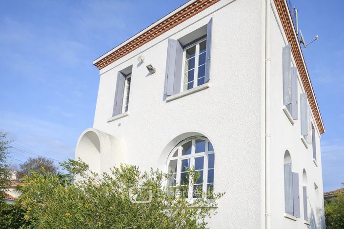 Image No.14-5 Bed House for sale