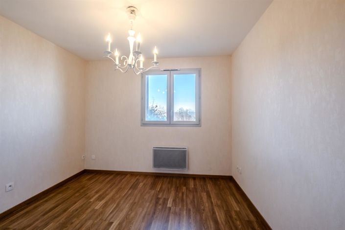 Image No.13-3 Bed Apartment for sale