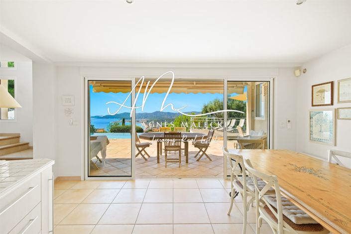 Image No.14-4 Bed House for sale