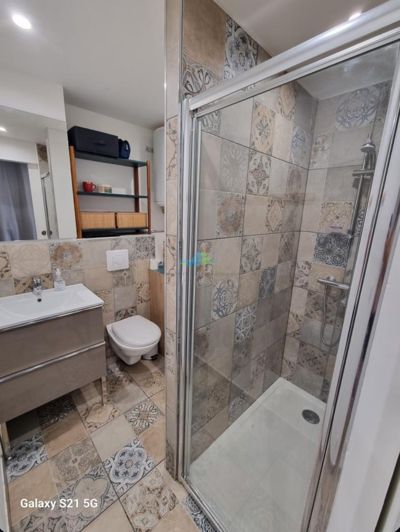 Image No.2-Appartement de 1 chambre à vendre à Fréjus