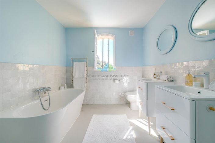 Image No.11-4 Bed House for sale