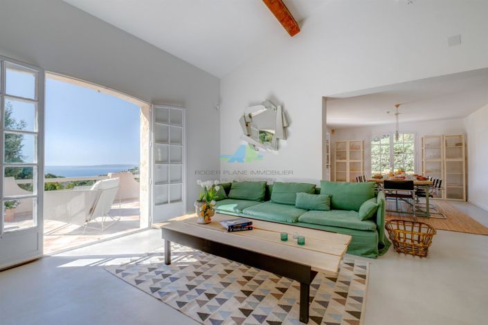 Image No.4-4 Bed House for sale