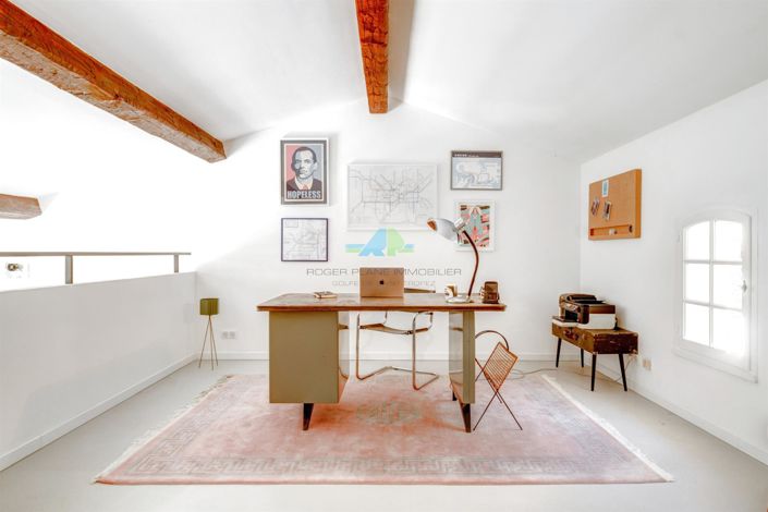 Image No.7-4 Bed House for sale