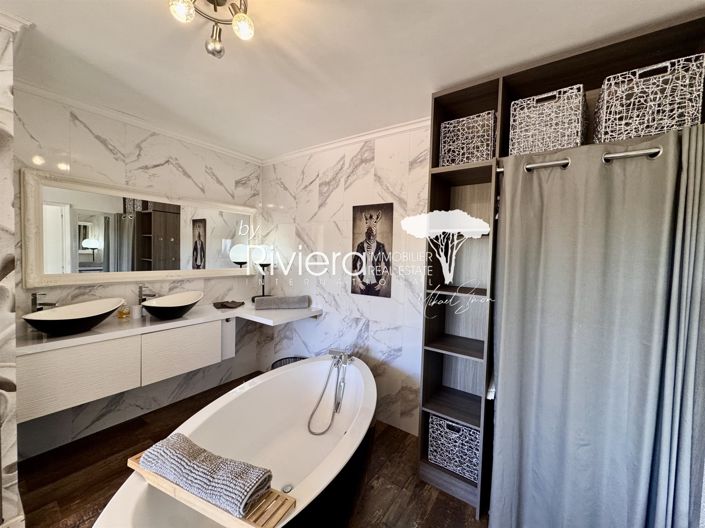Image No.17-5 Bed House for sale