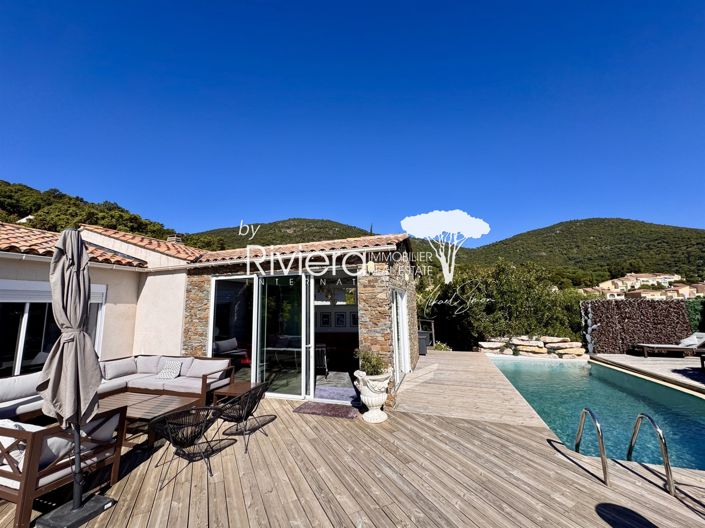 Image No.26-5 Bed House for sale