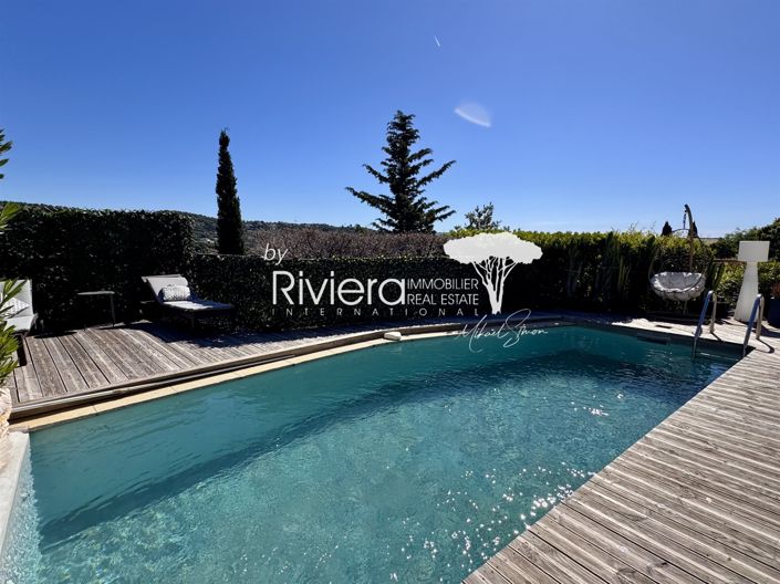 Image No.6-5 Bed House for sale