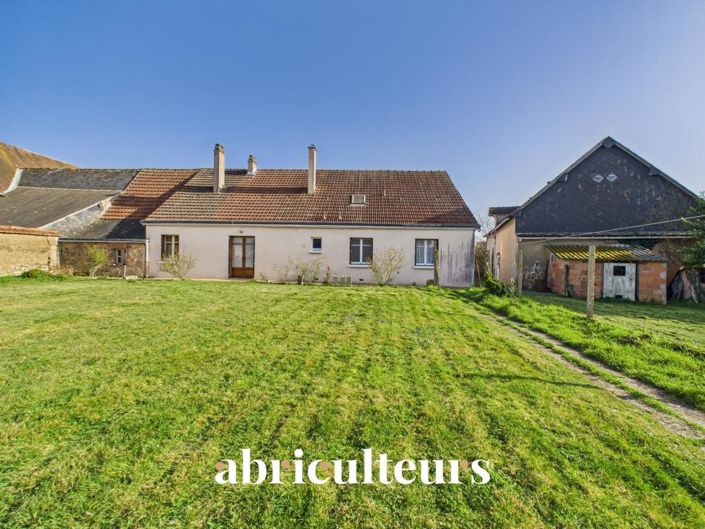 Image No.2-4 Bed House for sale