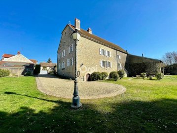 1 - Franche-Comté, House
