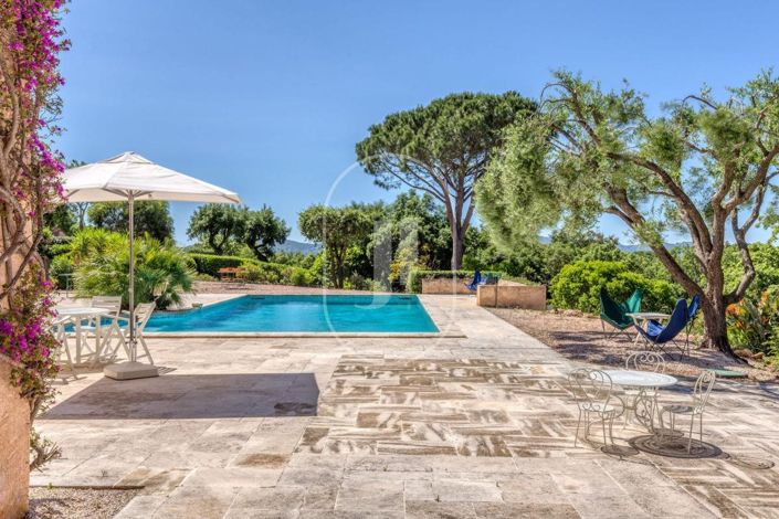Image No.14-6 Bed House for sale