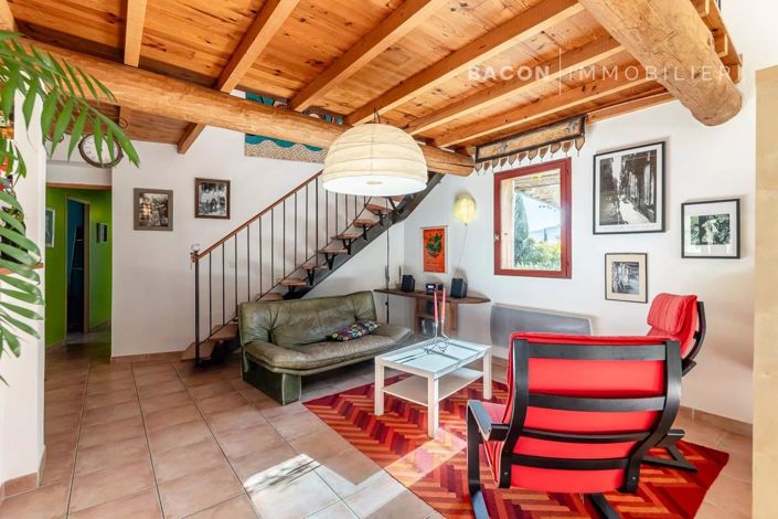 Image No.8-3 Bed House for sale